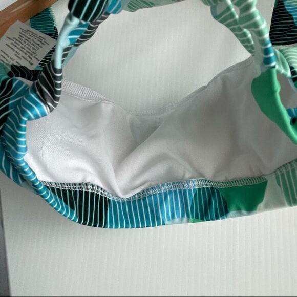 🆕 Nux Active can’t be caged sports bra in hunter color size extra small - Picture 10 of 12